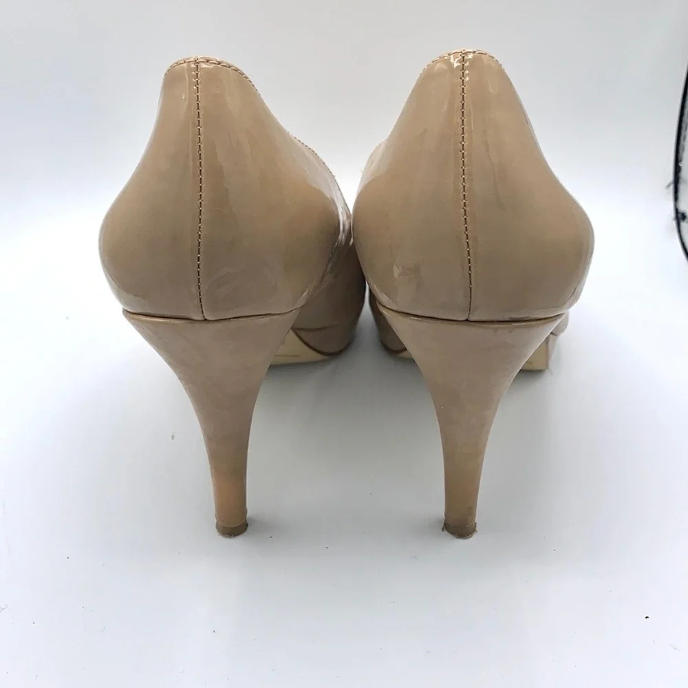 Enzo Angiolini Nude Heels Size 9